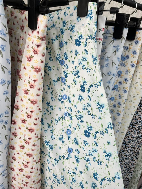 Floral Slit Skirt With Button